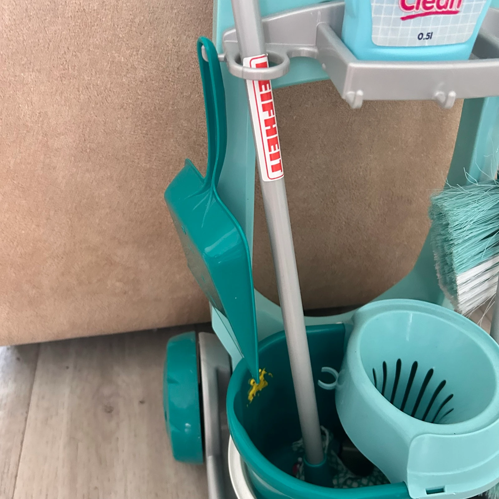 Leifheit kids cleaning trolley – complete cleaning set with bucket & accessories – photo 3